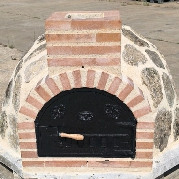 HORNO MONTADO EN ESQUINA PIEDRA SAYAGUESA